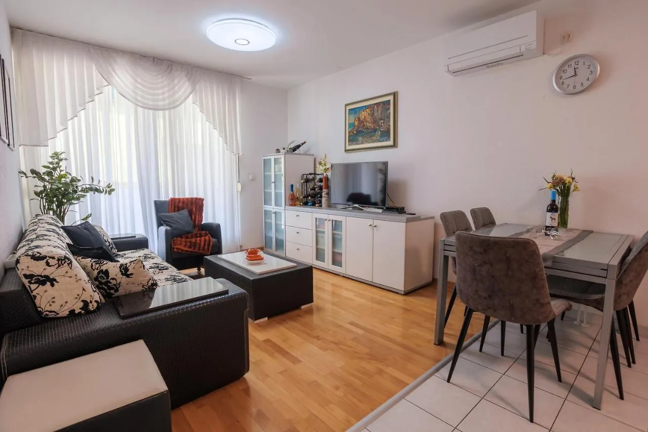 Seaview Znjan Apartment Split